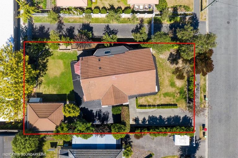 Photo of property in 112 Watford Street, Strowan, Christchurch, 8052