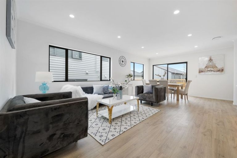 Photo of property in 12 Tiro Street, Flat Bush, Auckland, 2019