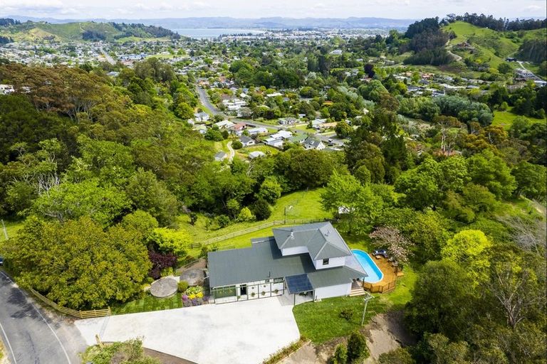Photo of property in 74 Gaddums Hill Road, Outer Kaiti, Gisborne, 4010