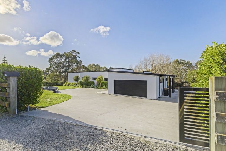 Photo of property in 111 Polson Hill Drive, Aokautere, Palmerston North, 4471