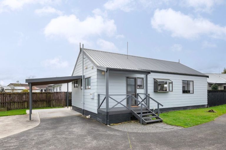 Photo of property in 43 Garland Drive, St Andrews, Hamilton, 3200