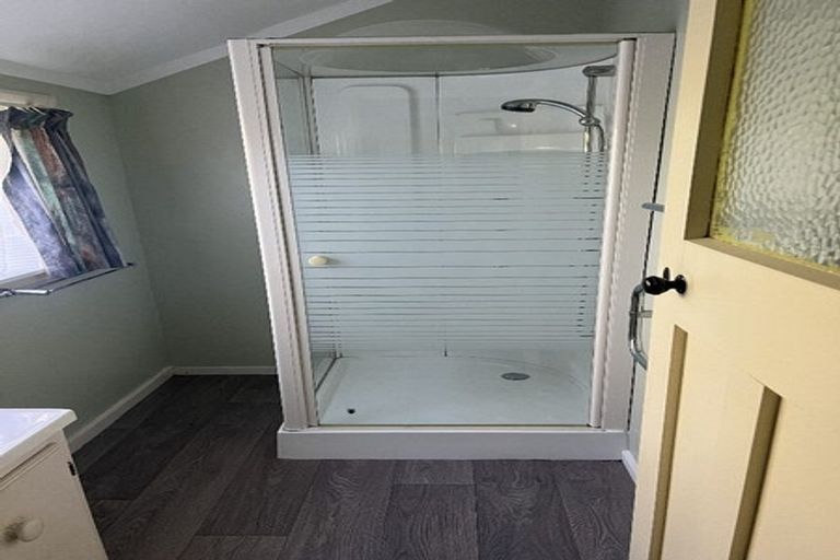 Photo of property in 2 Jervois Terrace, Ohau, Levin, 5570