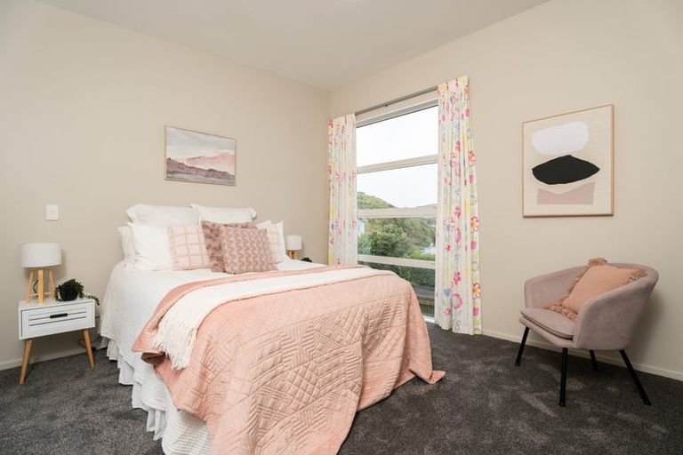 Photo of property in 36h Erlestoke Crescent, Churton Park, Wellington, 6037