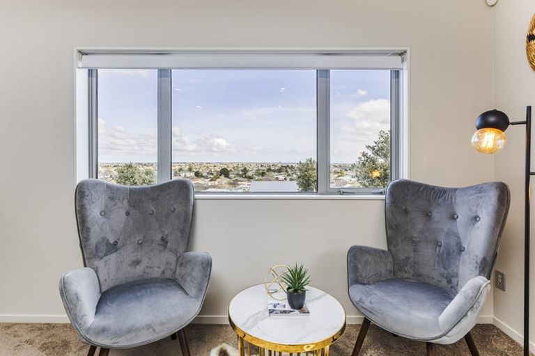 Photo of property in 134 Keri Vista Rise, Papakura, 2110