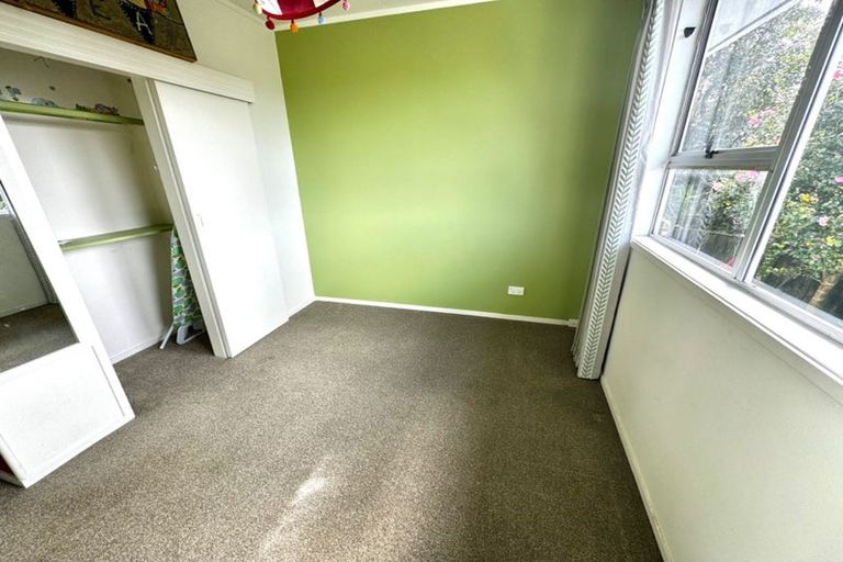 Photo of property in 19 Aquarius Avenue, Glen Eden, Auckland, 0602