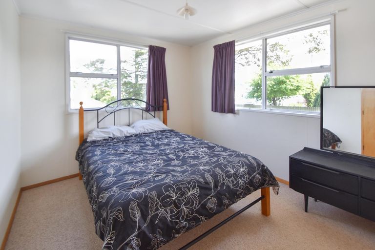 Photo of property in 2 Hunter Crescent, Twizel, 7901