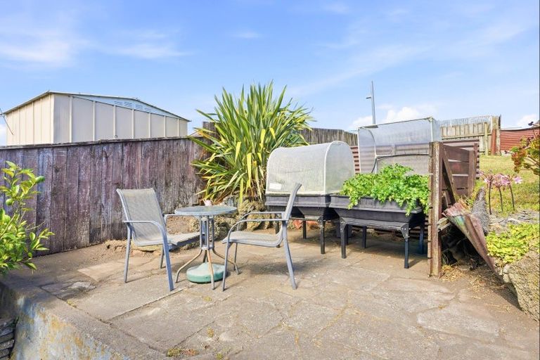 Photo of property in 111 Carlton Avenue, Tawhero, Whanganui, 4501