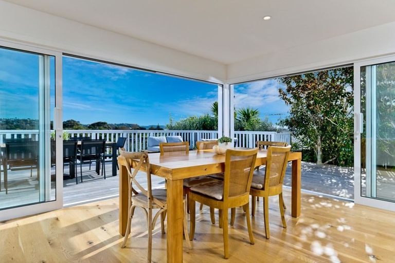 Photo of property in 34b Rawhiti Road, Manly, Whangaparaoa, 0930
