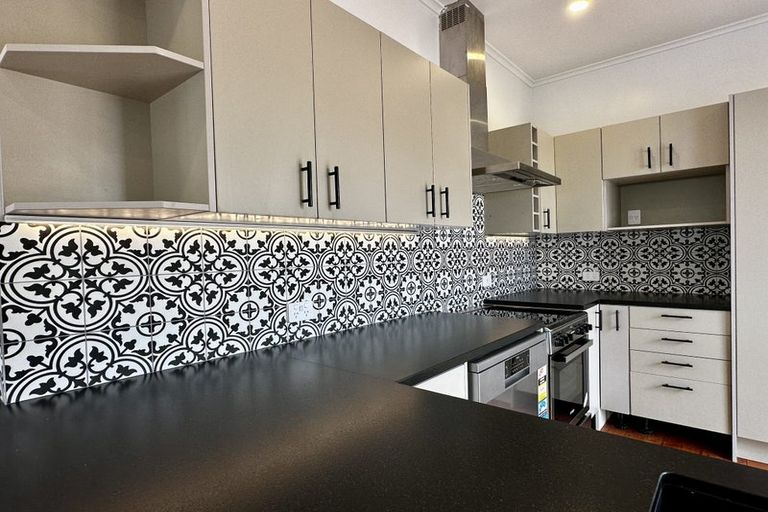 Photo of property in 1/8 Campbell Road, Takapuna, Auckland, 0622