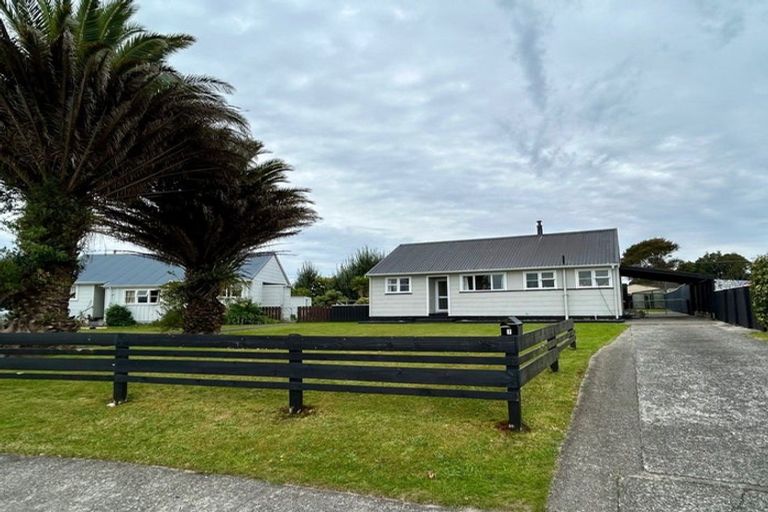 Photo of property in 7 Colvin Street, Westport, 7825