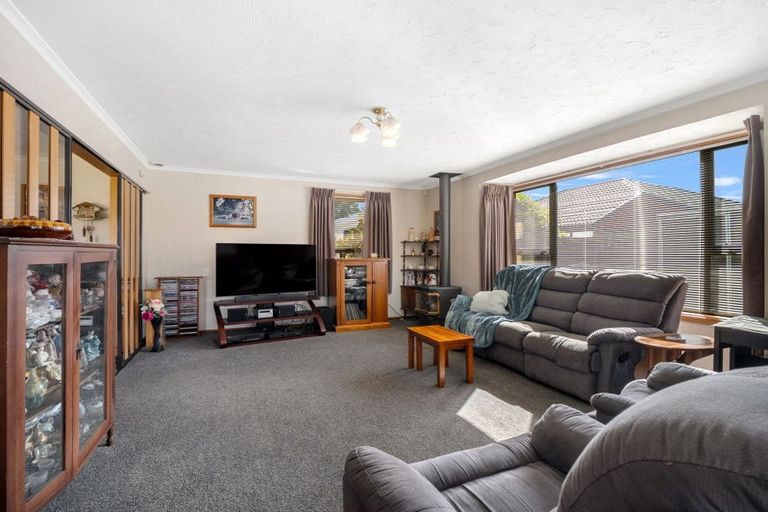 Photo of property in 20 Briarmont Street, Avondale, Christchurch, 8061