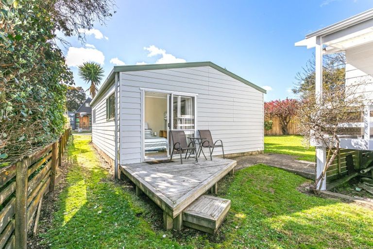Photo of property in 11 Marlin Place, Whiritoa, Whangamata, 3691