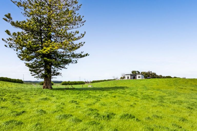 Photo of property in 203 Kakaramea Road, Kakaramea, Patea, 4598
