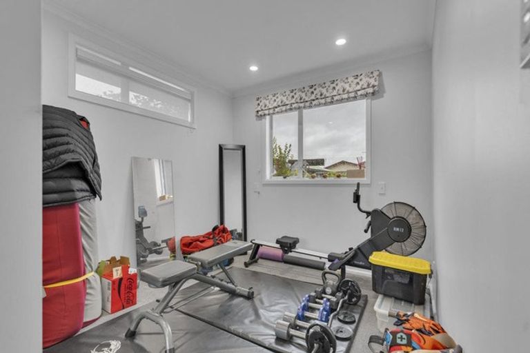 Photo of property in 62 Oriana Crescent, Hornby, Christchurch, 8042