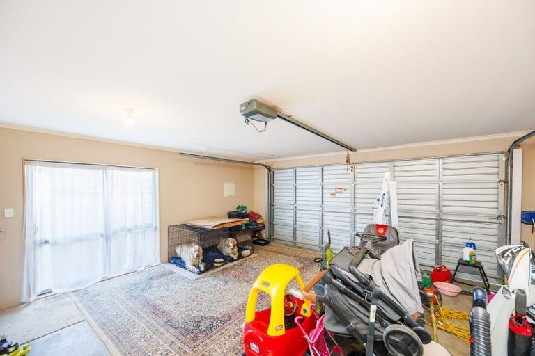 Photo of property in 23 Woodgate Court, Fitzherbert, Palmerston North, 4410
