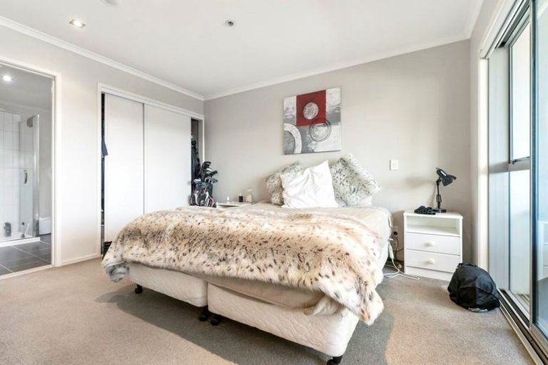 Photo of property in Mooring Apartments, 104/277 Maunganui Road, Mount Maunganui, 3116