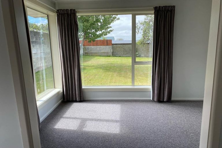 Photo of property in 28 Harlech Street, Oamaru North, Oamaru, 9400