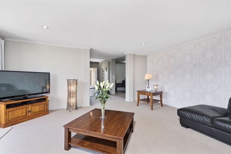 Photo of property in 120 Oriental Parade, Papamoa Beach, Papamoa, 3118