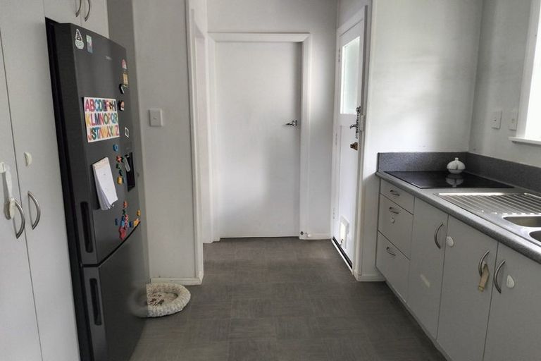 Photo of property in 1 Iris Grove, Trentham, Upper Hutt, 5018