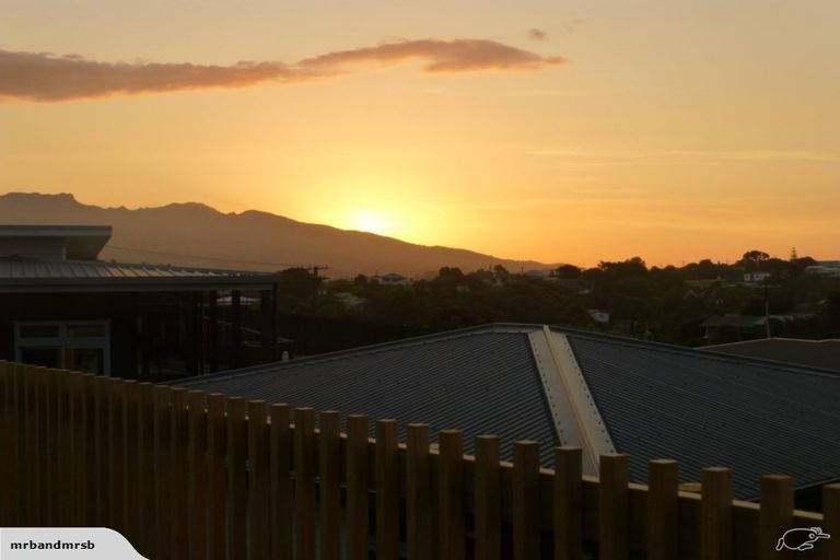 Photo of property in 23 Manukau Road, Raglan, 3225