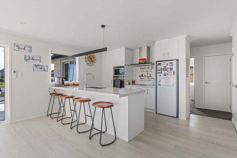 Photo of property in 10 Titapu Road, Warkworth, 0910