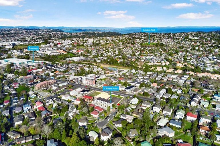 Photo of property in 5/1 Waters Place, New Lynn, Auckland, 0600