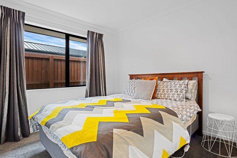 Photo of property in 35 Tara Crescent, Woodend, 7610