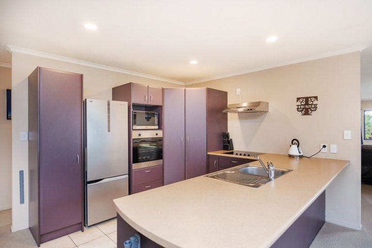 Photo of property in 23 Woodgate Court, Fitzherbert, Palmerston North, 4410