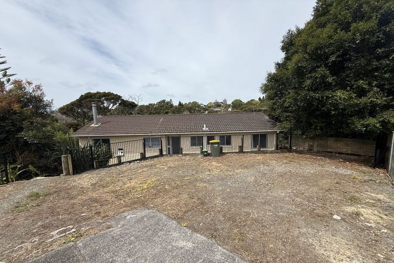Photo of property in 37 Taurus Crescent, Beach Haven, Auckland, 0626