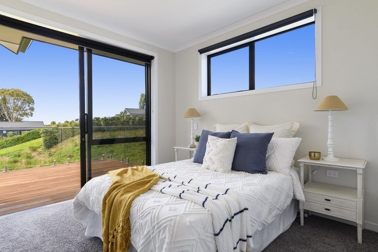 Photo of property in 43 Oceana Drive, Welcome Bay, Tauranga, 3175