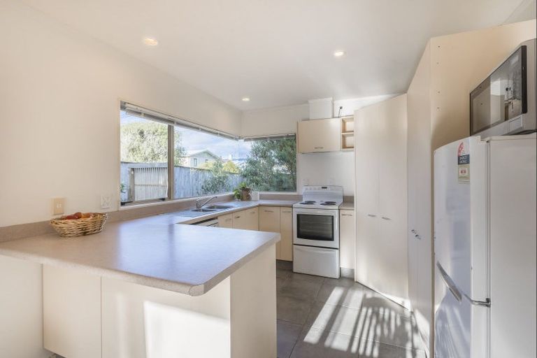 Photo of property in 23 Michael Road, Paraparaumu Beach, Paraparaumu, 5032