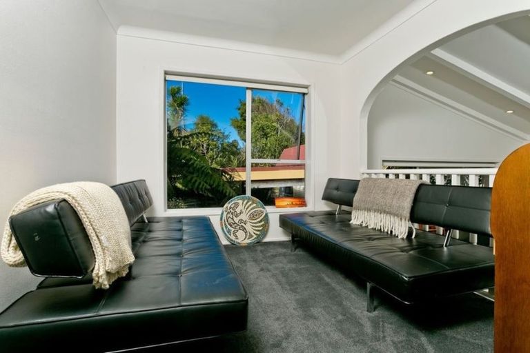 Photo of property in 79 Hadfield Street, Beach Haven, Auckland, 0626