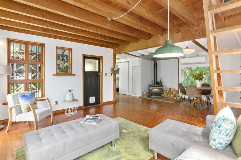 Photo of property in 3 Erne Street, Waitati, 9085