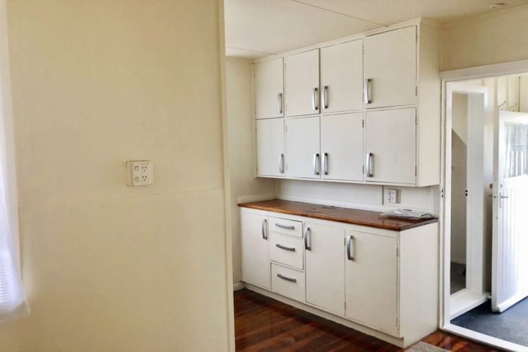 Photo of property in 47 Winchester Street, Levin, 5510