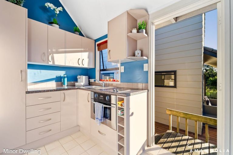 Photo of property in 33 Waipuia Place, Greenhithe, Auckland, 0632