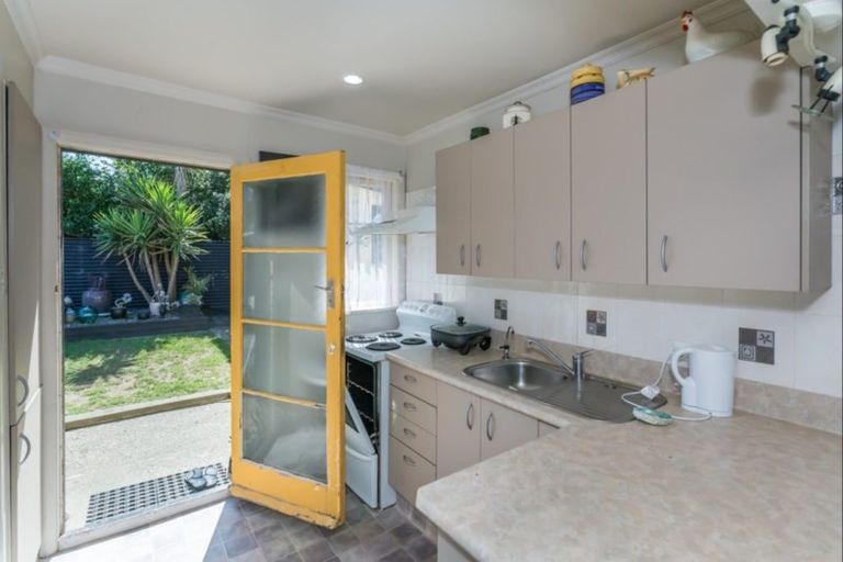 Photo of property in 676 Waitarere Beach Road, Waitarere Beach, Levin, 5510
