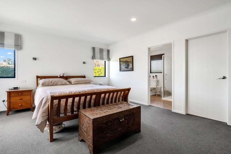 Photo of property in 137 Colombo Road, Waiuku, 2123