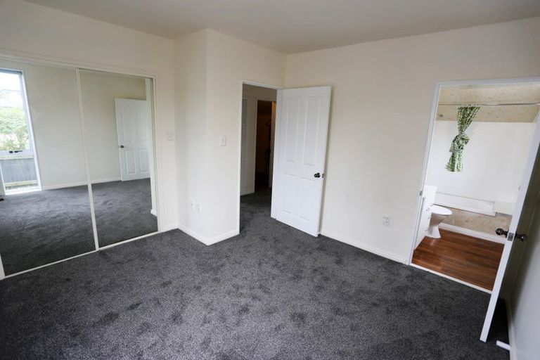 Photo of property in 12 Suva Street, Upper Riccarton, Christchurch, 8041