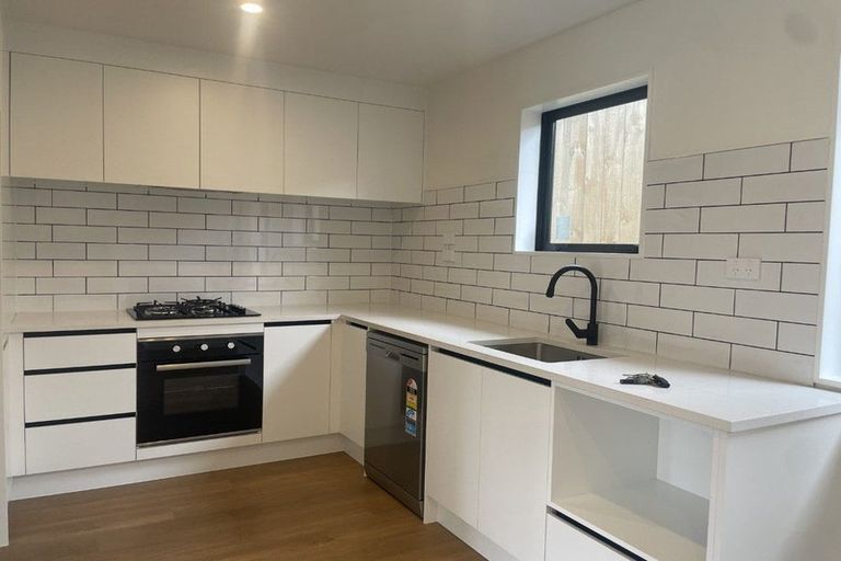 Photo of property in 514c Swanson Road, Ranui, Auckland, 0612