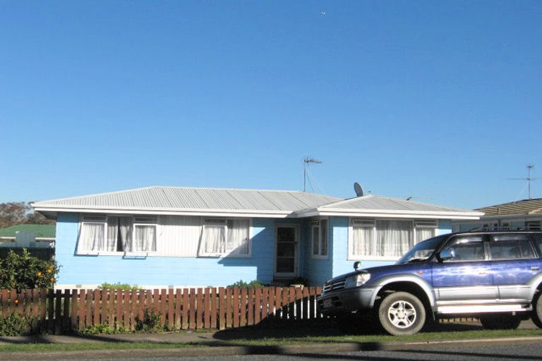 Photo of property in 15 Dominion Road, Papakura, 2110