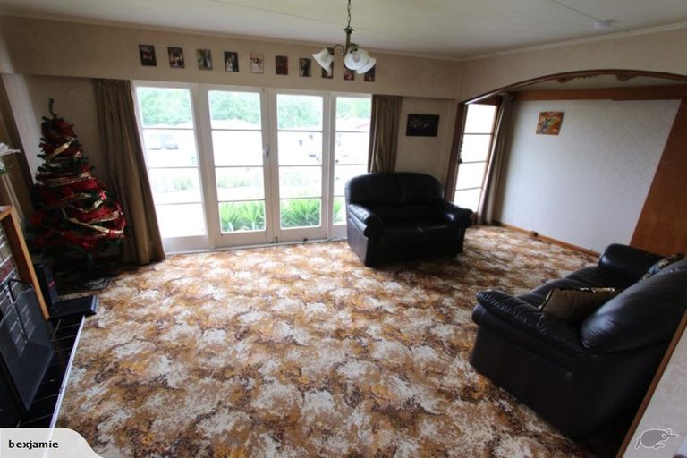 Photo of property in 34 Pembroke Street, Westown, New Plymouth, 4310