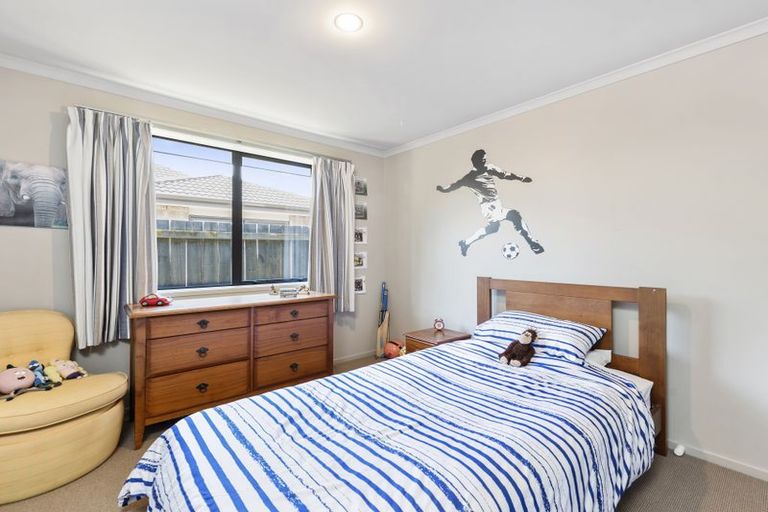 Photo of property in 120 Oriental Parade, Papamoa Beach, Papamoa, 3118