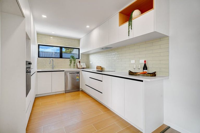 Photo of property in 79c Gallony Avenue, Massey, Auckland, 0614