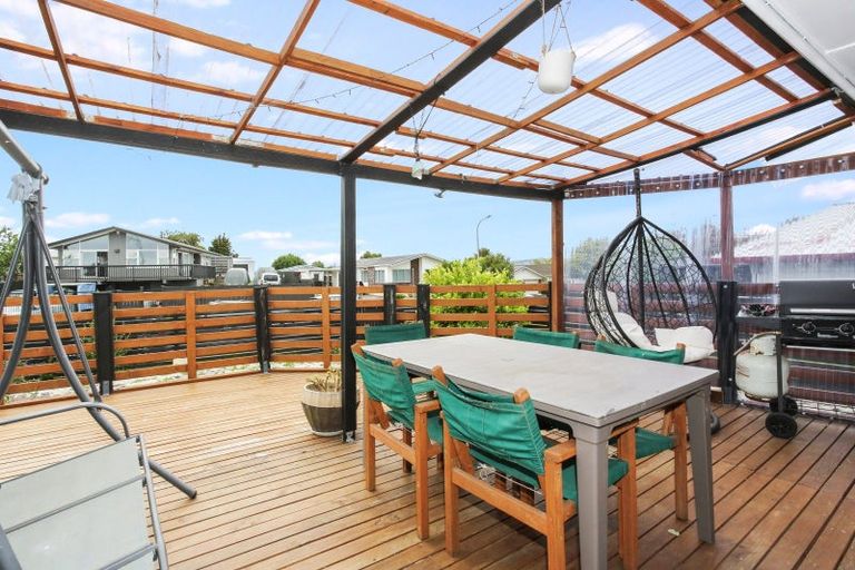 Photo of property in 32 Barnhill Crescent, Pahurehure, Papakura, 2113