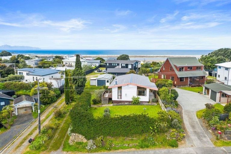 Photo of property in 224 Molesworth Drive, Mangawhai Heads, Mangawhai, 0505