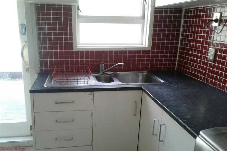 Photo of property in 6-10 Mudges Terrace, Newtown, Wellington, 6021