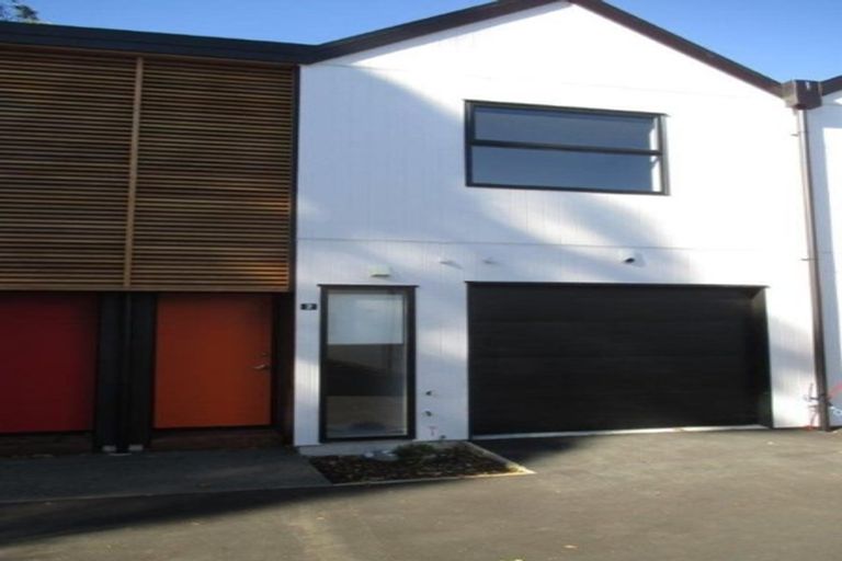 Photo of property in 2/22 Grove Road, Addington, Christchurch, 8024