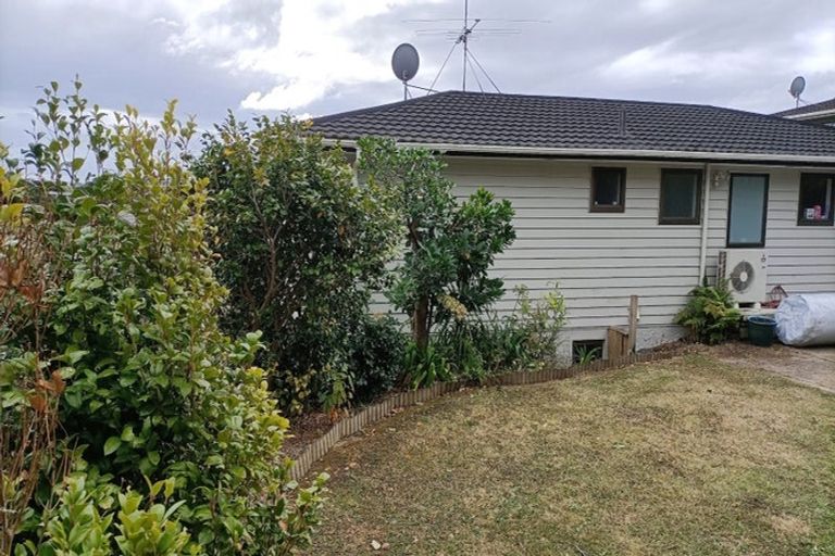 Photo of property in 12 Bosun Terrace, Whitby, Porirua, 5024