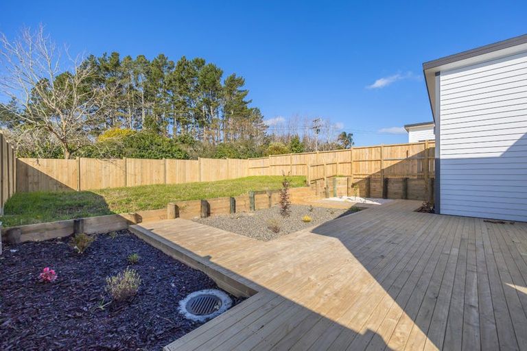 Photo of property in 30 Paihere Street, Huapai, Kumeu, 0810