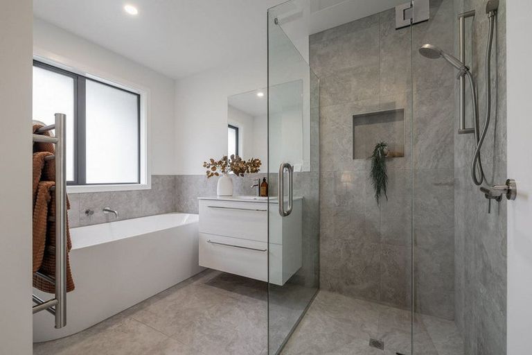 Photo of property in 21 Latha Grove, Woodville, 4999